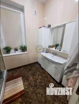 Коттедж 230м&sup2;, 2-этажный, участок 15 сот.  