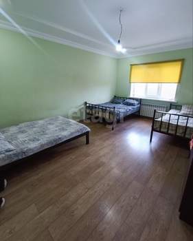 Дом 200м&sup2;, 2-этажный, участок 8 сот.  