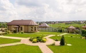 Дом 332м&sup2;, 3-этажный, участок 30 сот.  