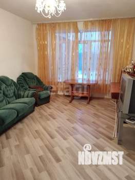 Дом 282м², 2-этажный, участок 10 сот.  