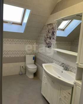 Дом 150м&sup2;, 2-этажный, участок 15 сот.  