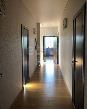 Дом 217м&sup2;, 2-этажный, участок 9 сот.  