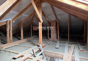 Дом 212м&sup2;, 2-этажный, участок 15 сот.  