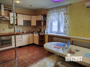 Дом 183м², 2-этажный, участок 15 сот.  