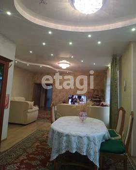 Дом 500м&sup2;, 2-этажный, участок 30 сот.  