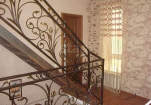 Дом 232м², 3-этажный, участок 15 сот.  