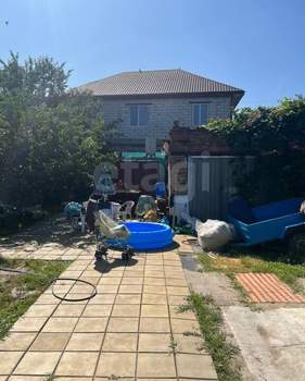 Дом 226м², 2-этажный, участок 8 сот.  