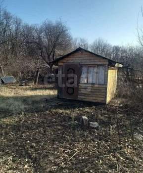 Дом 20м&sup2;, 2-этажный, участок 6 сот.  