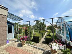 Дом 397м&sup2;, 2-этажный, участок 15 сот.  