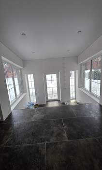 Дом 249м&sup2;, 3-этажный, участок 8 сот.  