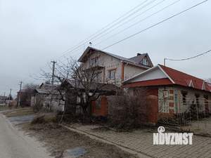 Дом 467м&sup2;, 3-этажный, участок 15 сот.  