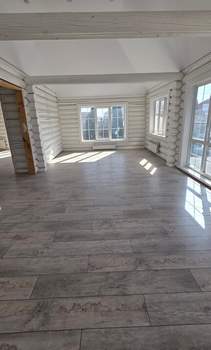 Дом 249м&sup2;, 3-этажный, участок 8 сот.  