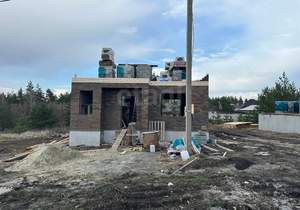 Дом 100м&sup2;, 2-этажный, участок 8 сот.  