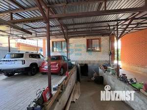 Коттедж 200м&sup2;, 2-этажный, участок 10 сот.  