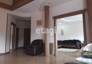 Дом 250м&sup2;, 2-этажный, участок 9 сот.  