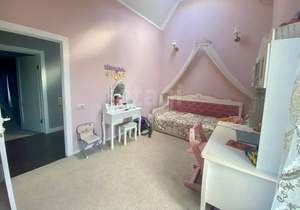 Дом 270м², 3-этажный, участок 15 сот.  