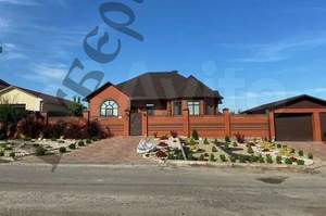 Дом 206м&sup2;, 1-этажный, участок 15 сот.  