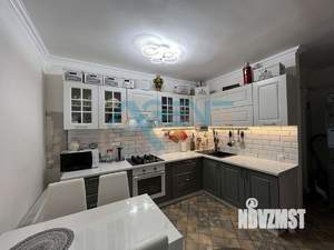 Коттедж 200м², 2-этажный, участок 7 сот.  