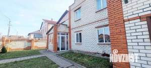 Дом 171м², 2-этажный, участок 9 сот.  