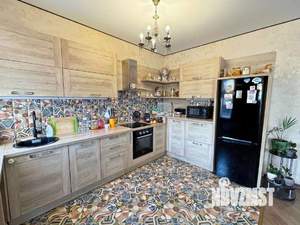 Дом 243м&sup2;, 2-этажный, участок 11 сот.  