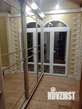 Дом 258м&sup2;, 2-этажный, участок 15 сот.  