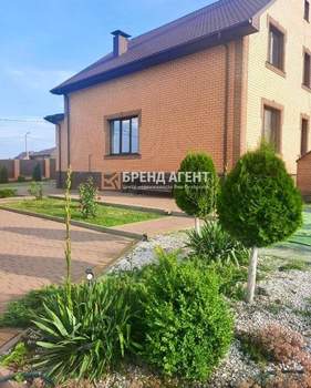 Дом 230м², 2-этажный, участок 15 сот.  