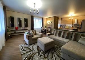 Дом 280м², 2-этажный, участок 11 сот.  