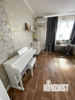 Дом 260м², 2-этажный, участок 15 сот.  