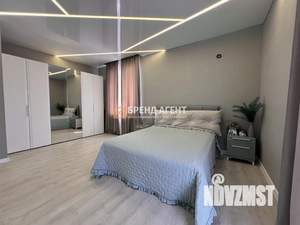 Дом 240м&sup2;, 2-этажный, участок 16 сот.  