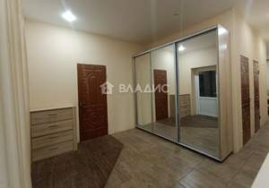 Дом 467м&sup2;, 2-этажный, участок 15 сот.  