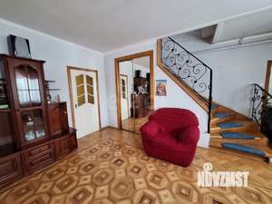 Дом 223м&sup2;, 2-этажный, участок 15 сот.  