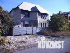 Дом 329м², 2-этажный, участок 12 сот.  