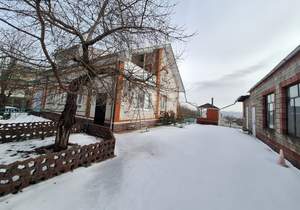 Дом 223м&sup2;, 2-этажный, участок 15 сот.  