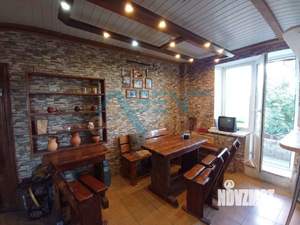 Коттедж 203м&sup2;, 2-этажный, участок 15 сот.  