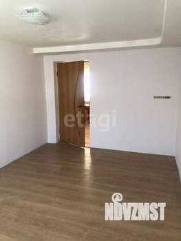 Дом 1009м&sup2;, 1-этажный, участок 10 сот.  