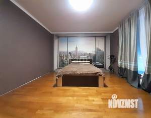 Дом 168м², 2-этажный, участок 20 сот.  