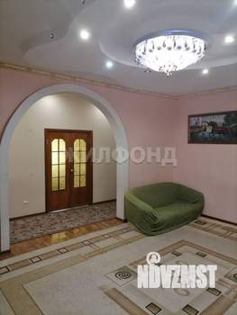 Дом 166м², 2-этажный, участок 5 сот.  