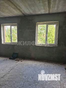Дом 199м², 2-этажный, участок 14 сот.  