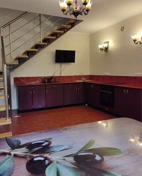 Дом 105м&sup2;, 2-этажный, участок 10 сот.  