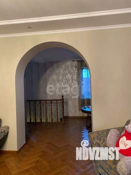 Дом 200м&sup2;, 2-этажный, участок 15 сот.  