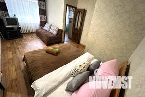 1-к квартира, посуточно, 44м2, 1/5 этаж