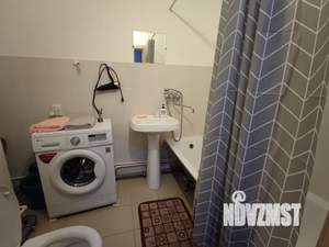 Студия квартира, посуточно, 38м2, 1/14 этаж