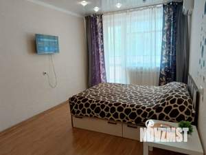 1-к квартира, посуточно, 35м2, 2/9 этаж