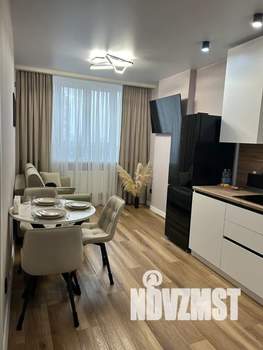 1-к квартира, посуточно, 39м2, 6/9 этаж