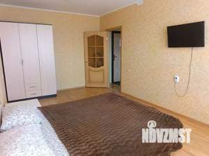 1-к квартира, посуточно, 43м2, 1/1 этаж