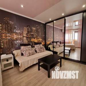 1-к квартира, посуточно, 35м2, 8/10 этаж