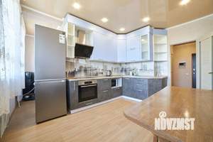 2-к квартира, посуточно, 75м2, 8/11 этаж