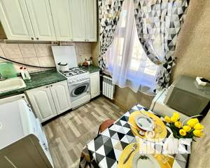 1-к квартира, посуточно, 43м2, 3/5 этаж