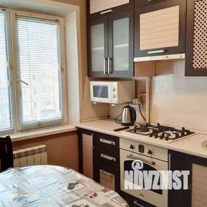 2-к квартира, посуточно, 42м2, 3/9 этаж