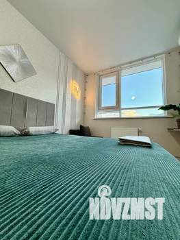 1-к квартира, посуточно, 38м2, 7/16 этаж